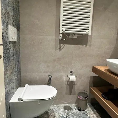 Comforthouse Lavilla Pensjonat 3*